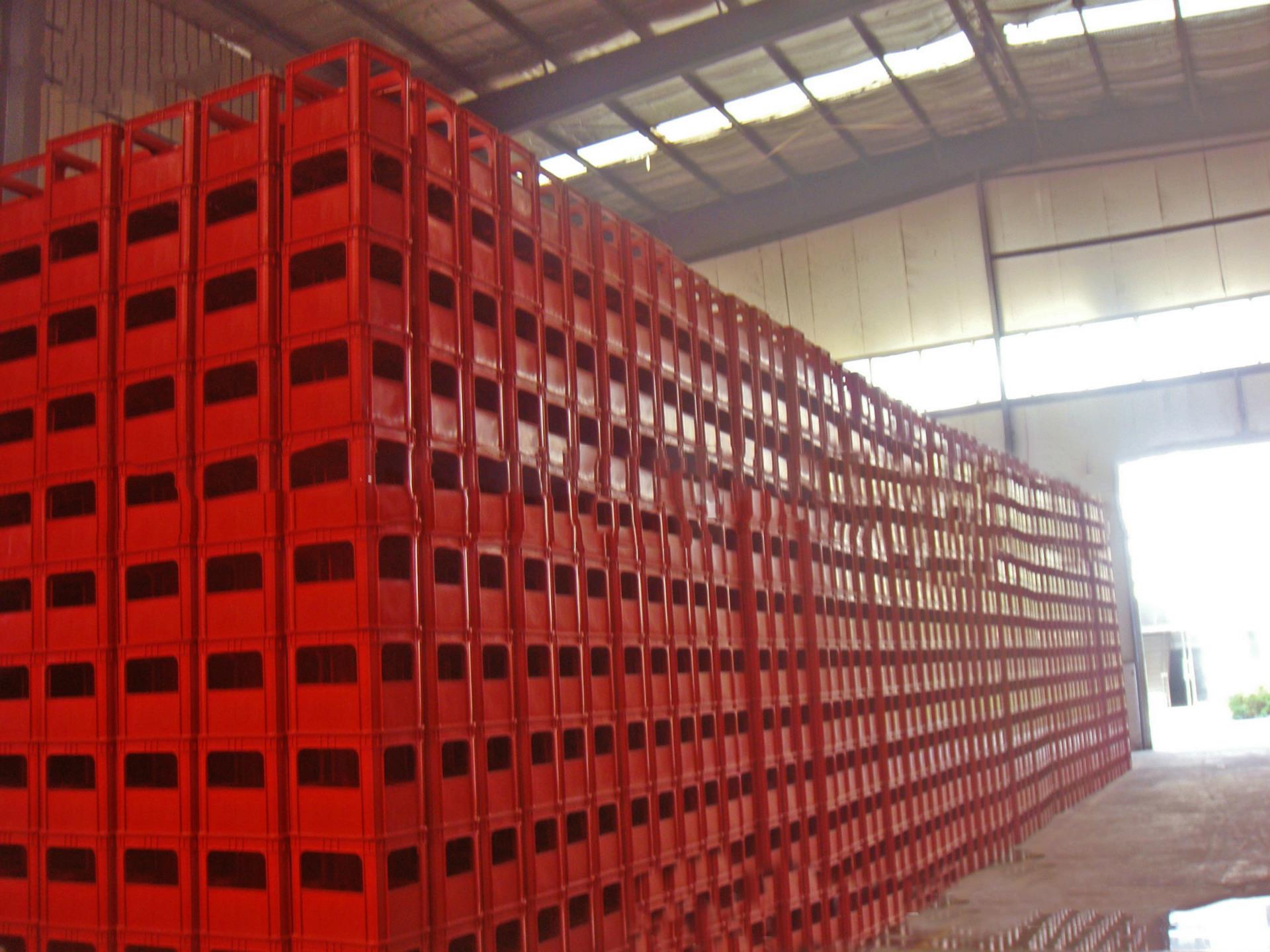 24 bottle beer crates.jpg